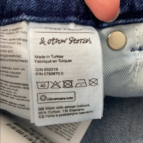 & Other Stories NWT Flared Crop Jeans - Picture 9 of 9